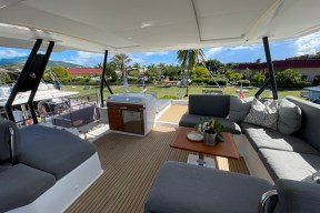 Real Yacht Image from Review