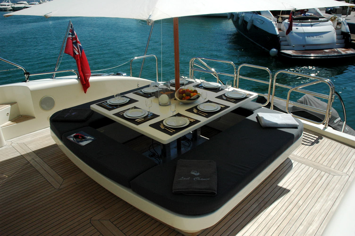 PRIVILEGE MARINE NAMASTE - Photo 2