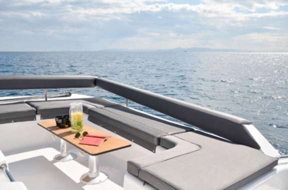 Flybridge lounge area