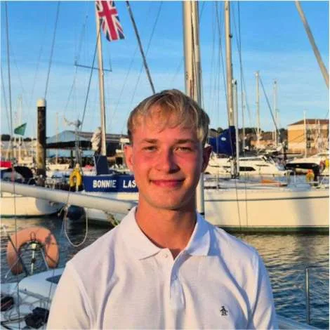 Crew of MANE ET NOCTE|First Mate