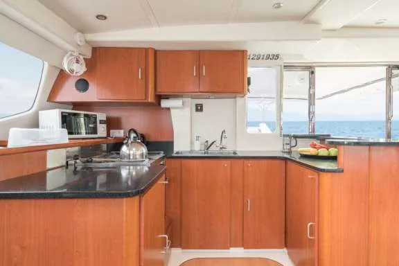 Image of Sara yacht #4
