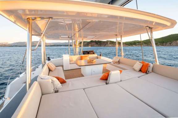 Image of Endeavour yacht #7