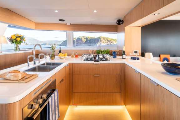 Image of Endeavour yacht #8