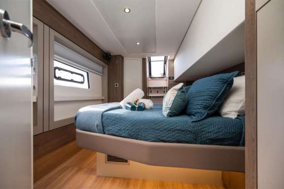 Image of ALORA yacht #12