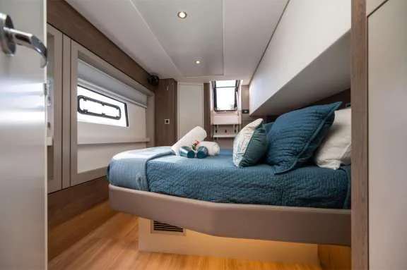 Image of ALORA yacht #12