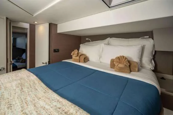 Image of ISLAND STANDARD TIME yacht #13