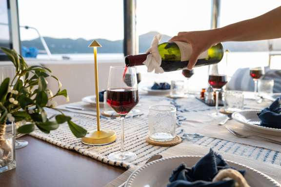 Image of ISLAND STANDARD TIME yacht #15