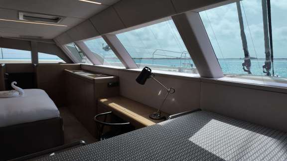 Primary cabin - deck level