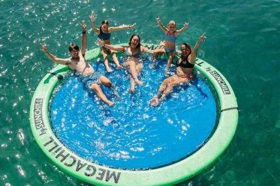 Floating Mat