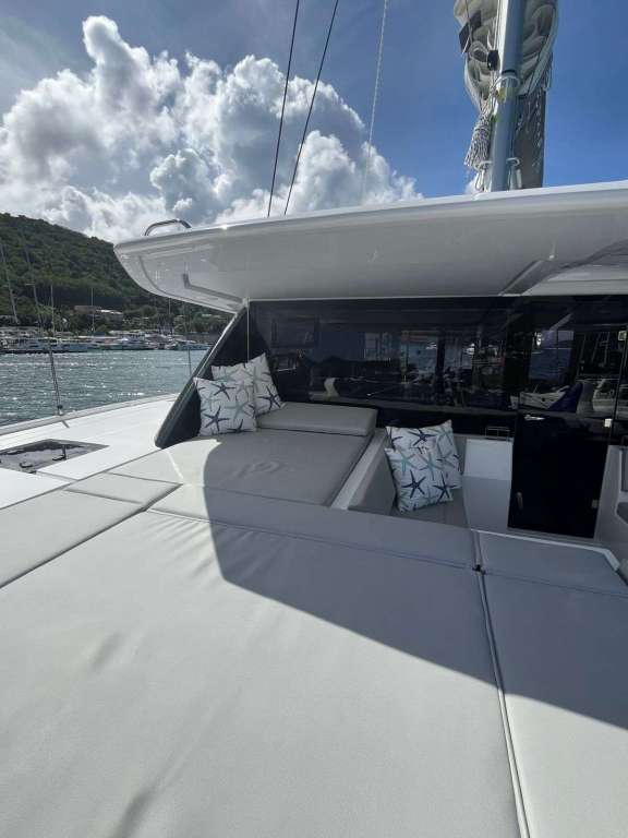 Image of LIVIN yacht #5
