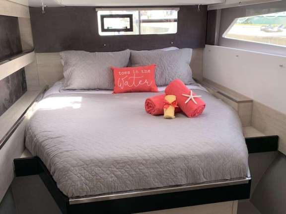 Image of CHANGES IN LATITUDES yacht #6