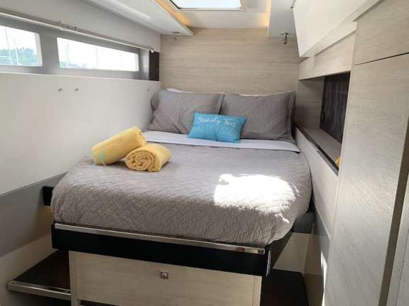 Image of CHANGES IN LATITUDES yacht #7