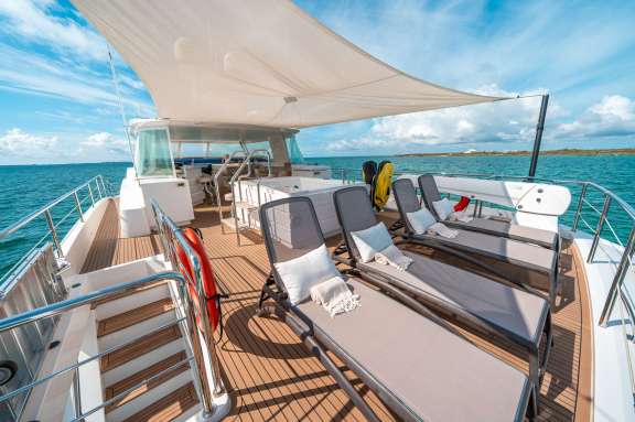 Image of Midnight Moon yacht #5