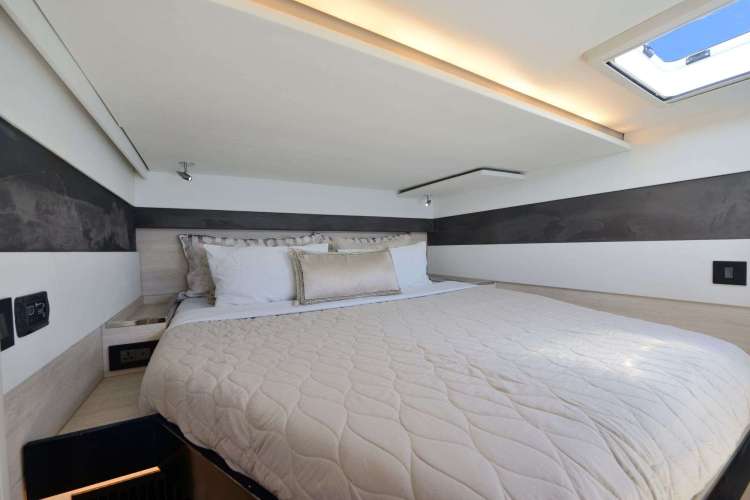stb fwd cabin