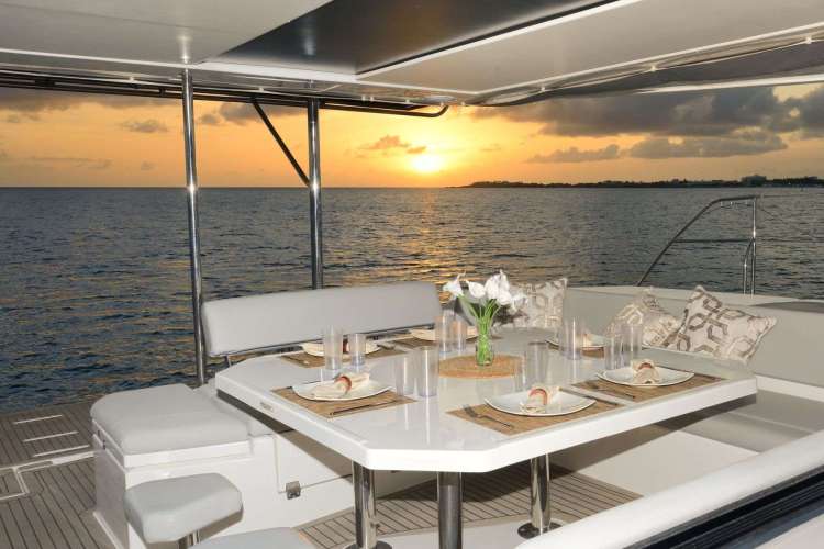 cockpit dining table