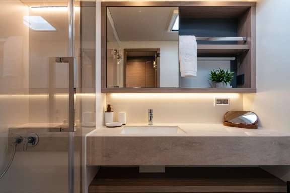 Stella Mare Primary Ensuite Bathroom