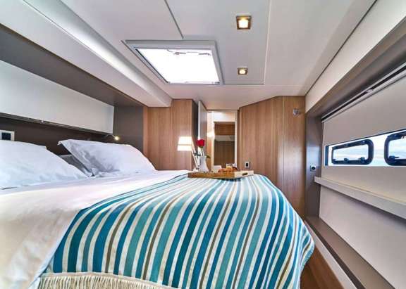 Image of CHILLIN’ HUT yacht #15