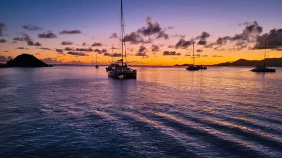 Image of NEON MOON yacht #10