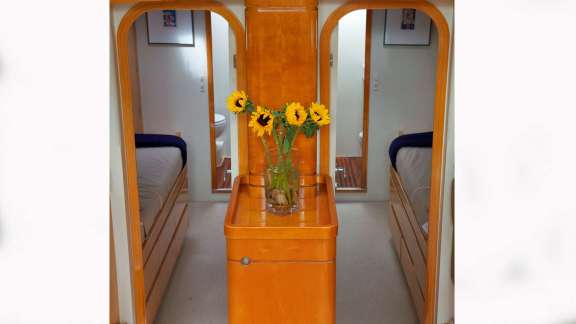 Two Forward Cabins can also become one large Primary