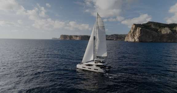 Image of Triwing Endor yacht #18