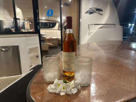 Image of STELLA BLUE yacht #16