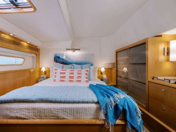 Image of AVANTI yacht #17