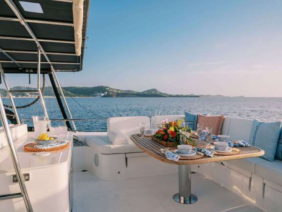 Image of AVANTI yacht #8