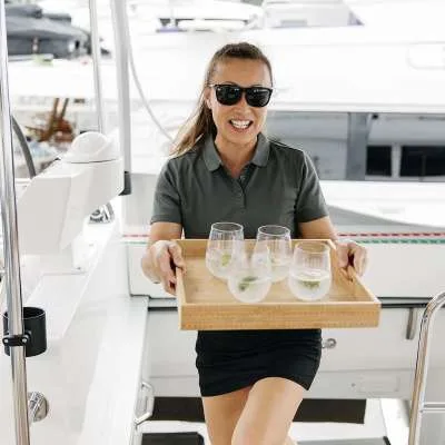 First Mate/Stewardess/Scuba Dive Instructor Rebecca Wu