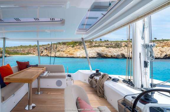 Image of SCUBA DOO 55′ yacht #11