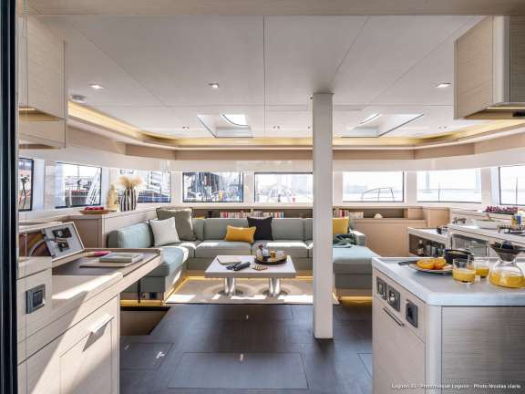 Image of SCUBA DOO 55′ yacht #2