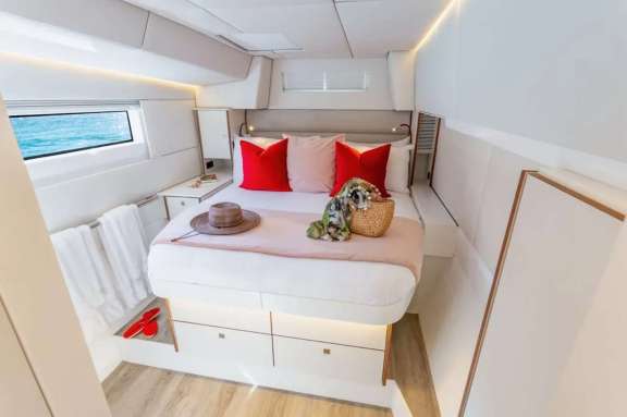 Image of CELESTINE yacht #19