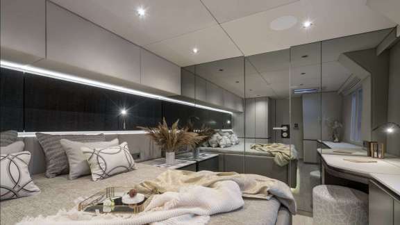 Image of yolo yacht #17