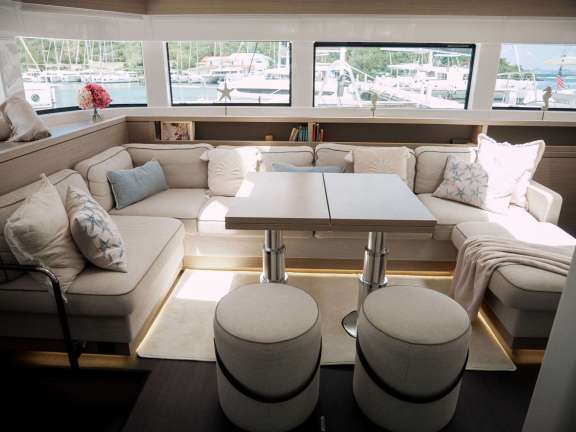 Image of Luna Nova yacht #2