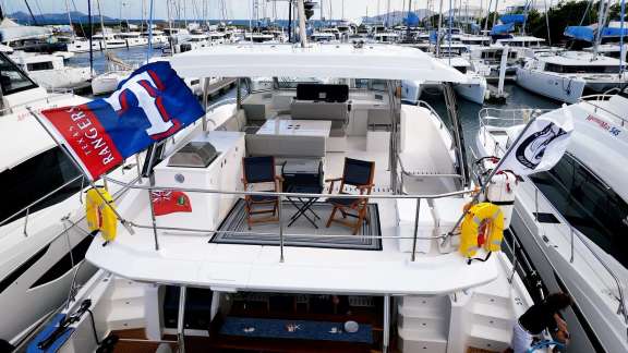 Image of The Wandering Hillbilly yacht #16