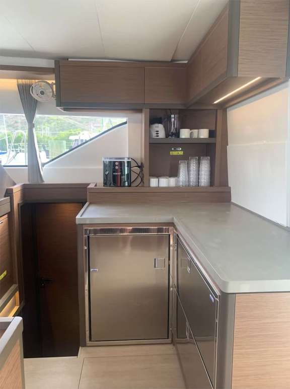 Image of BIG BERTHA yacht #10