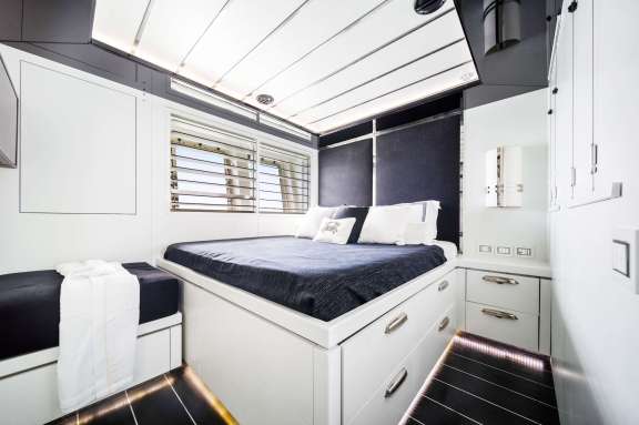 Image of Double Shot yacht #17