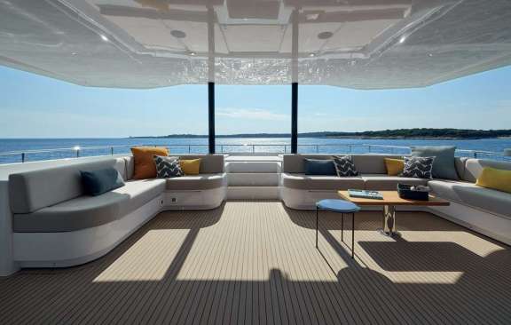 Image of 100% yacht #7