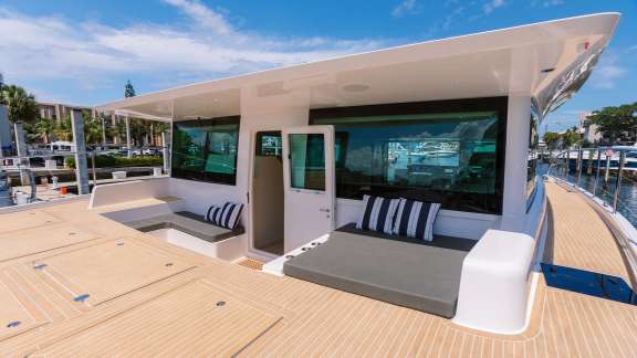 Image of 100% yacht #8