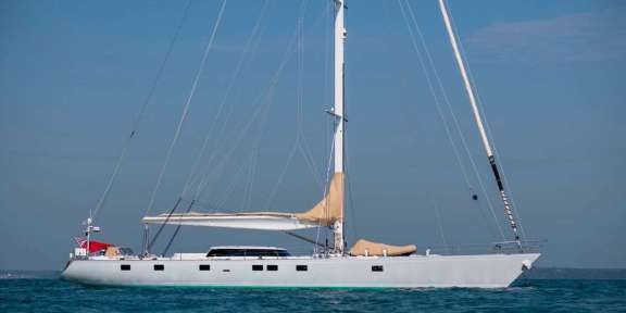 Image of YQUEM yacht #11