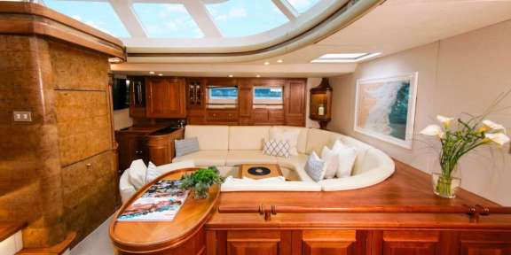 Image of YQUEM yacht #2