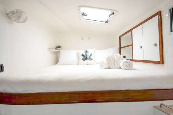 Image of MOONSTRUCK yacht #16