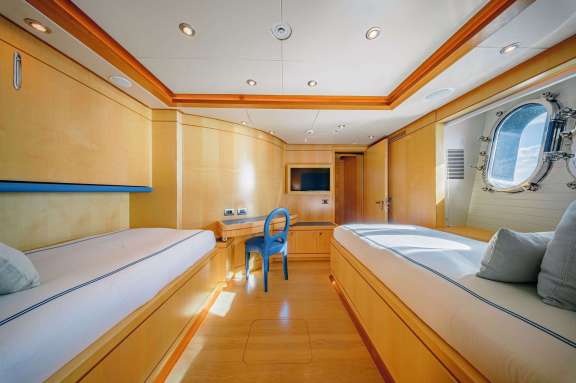 Image of Arthurs Way yacht #8