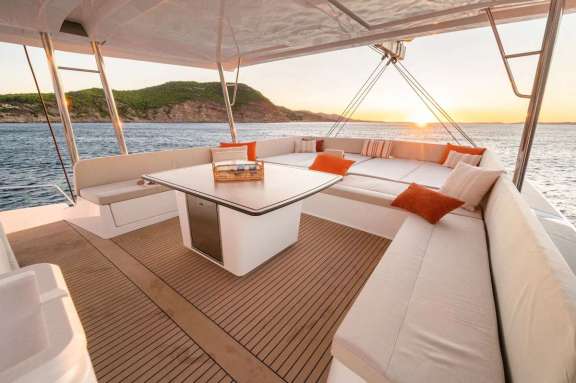 Image of JUMEAUX yacht #4