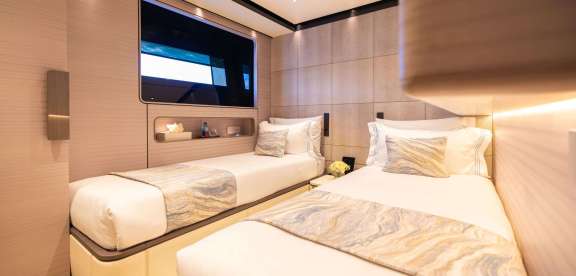 Image of SUI GENERIS yacht #12