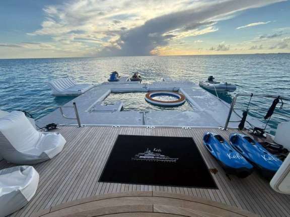 Inflatable sea pool & Seabobs
