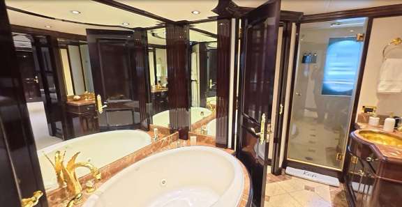 Master Ensuite