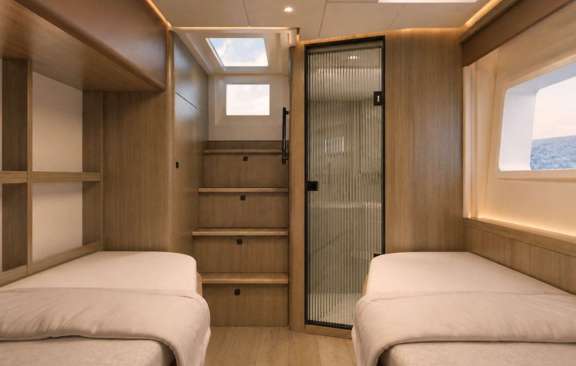 Image of Tupelo Honey yacht #13
