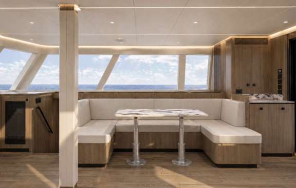 Image of Tupelo Honey yacht #3