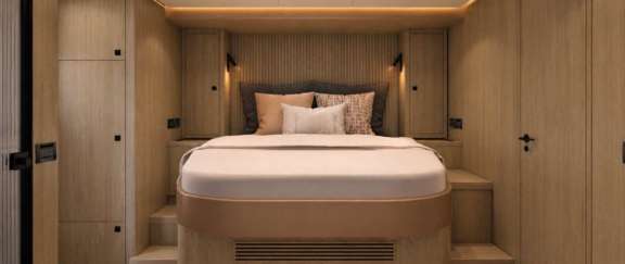 Image of Tupelo Honey yacht #6