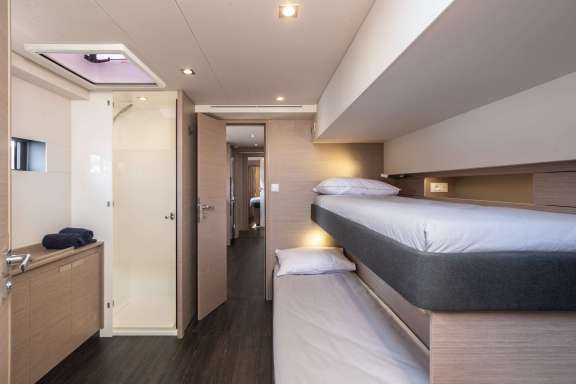 Image of NEHALENNIA yacht #15